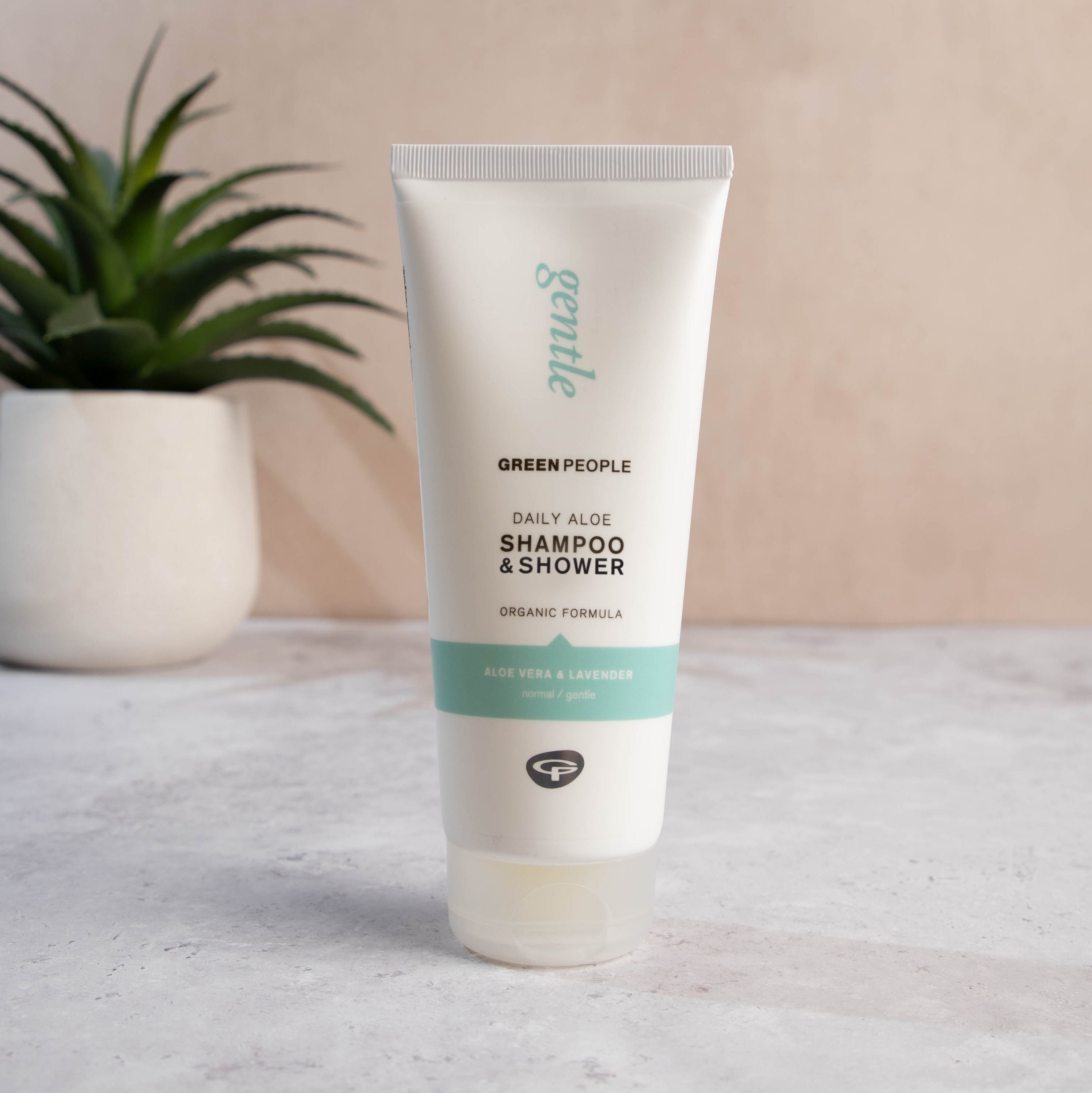 Green People Daily Aloe Shampoo