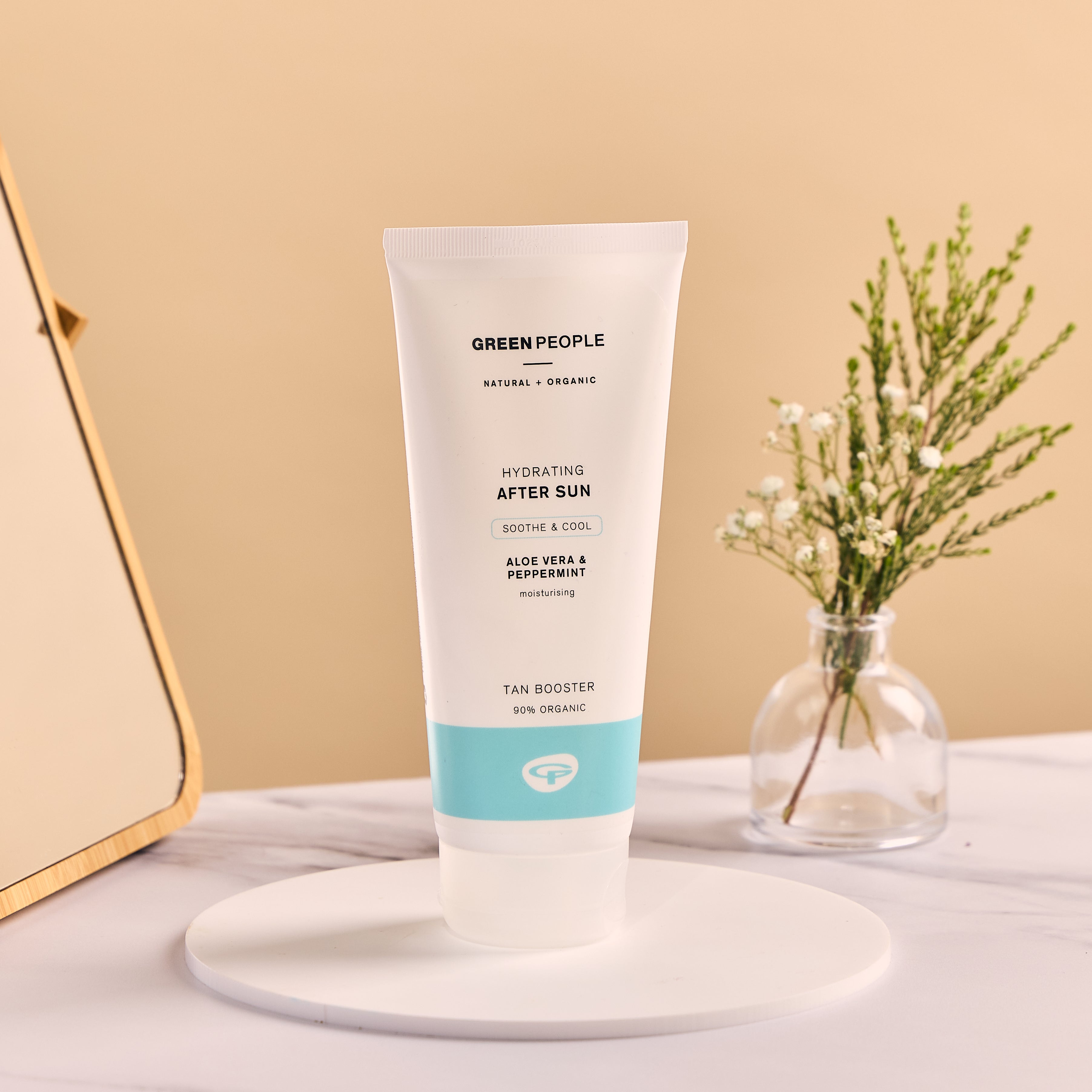aloe body scrub Curaloe Moisturizing Scrub 85% Aloe Vera main image 0