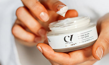 Natural collagen-boosting skin care image