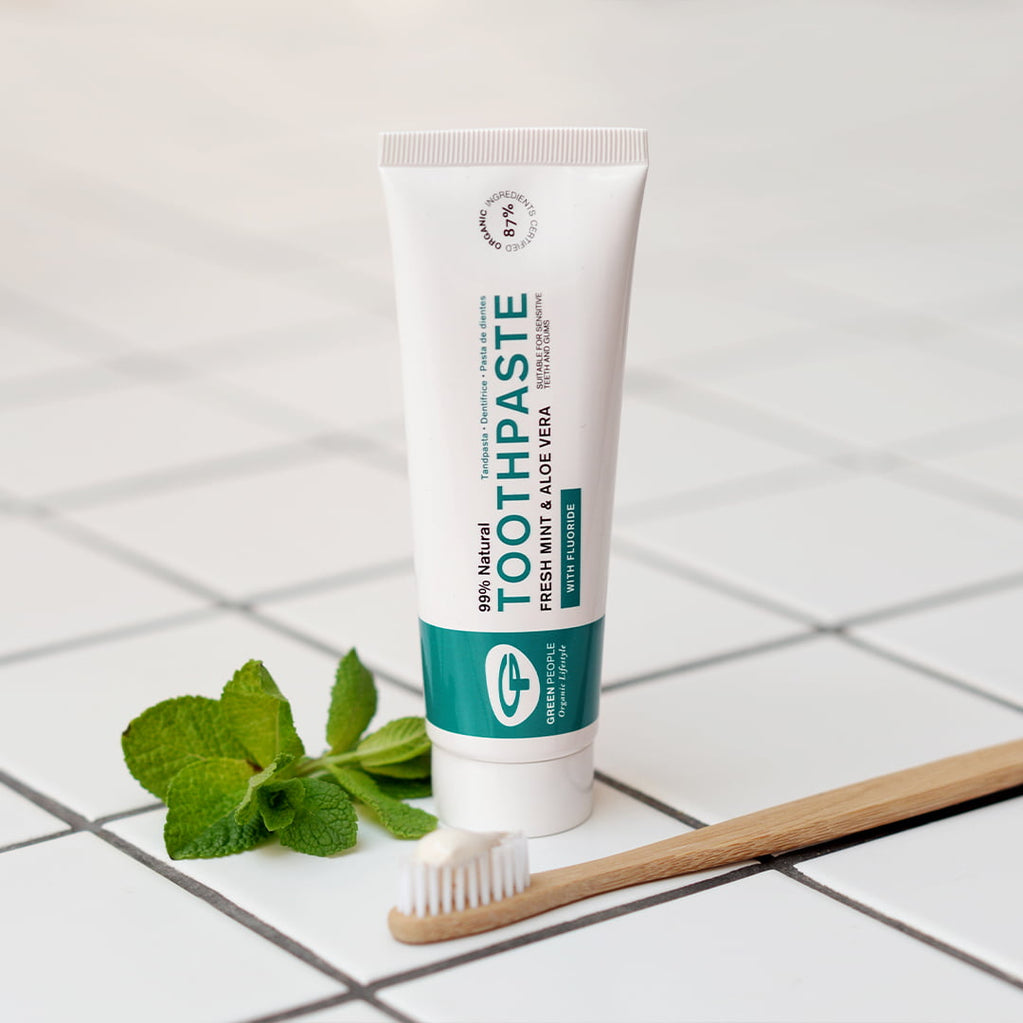 Fresh Time Toothpaste Natural Fresh Mint Toothpaste with Fluoride | Green People UK